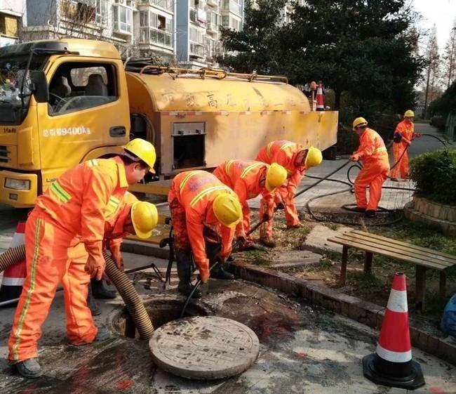 温宿市政管道清淤